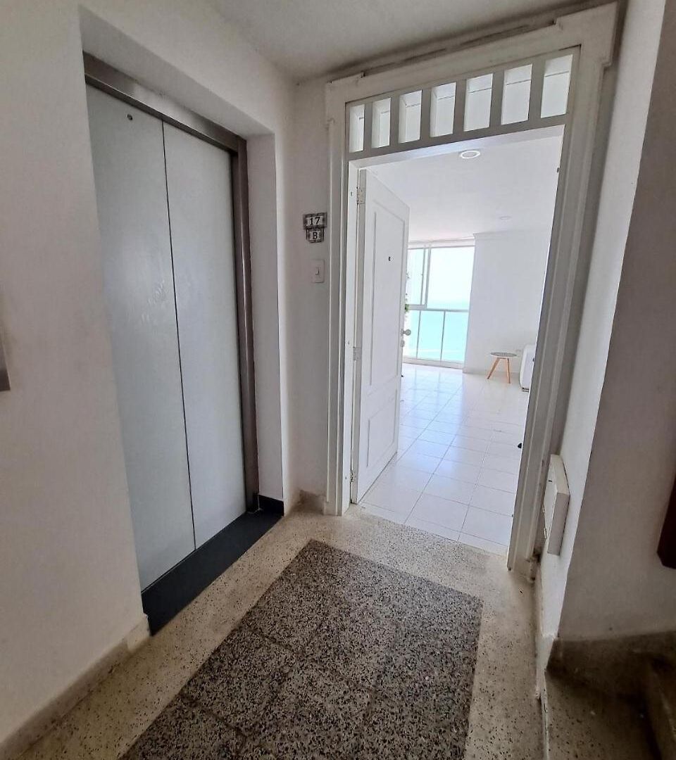 Large And Beautiful Oceanfront Penthouse Apartment Cartagena